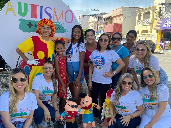 BLITZ EDUCATIVA DE CONSCIENTIZAÇÃO SOBRE O AUTISMO